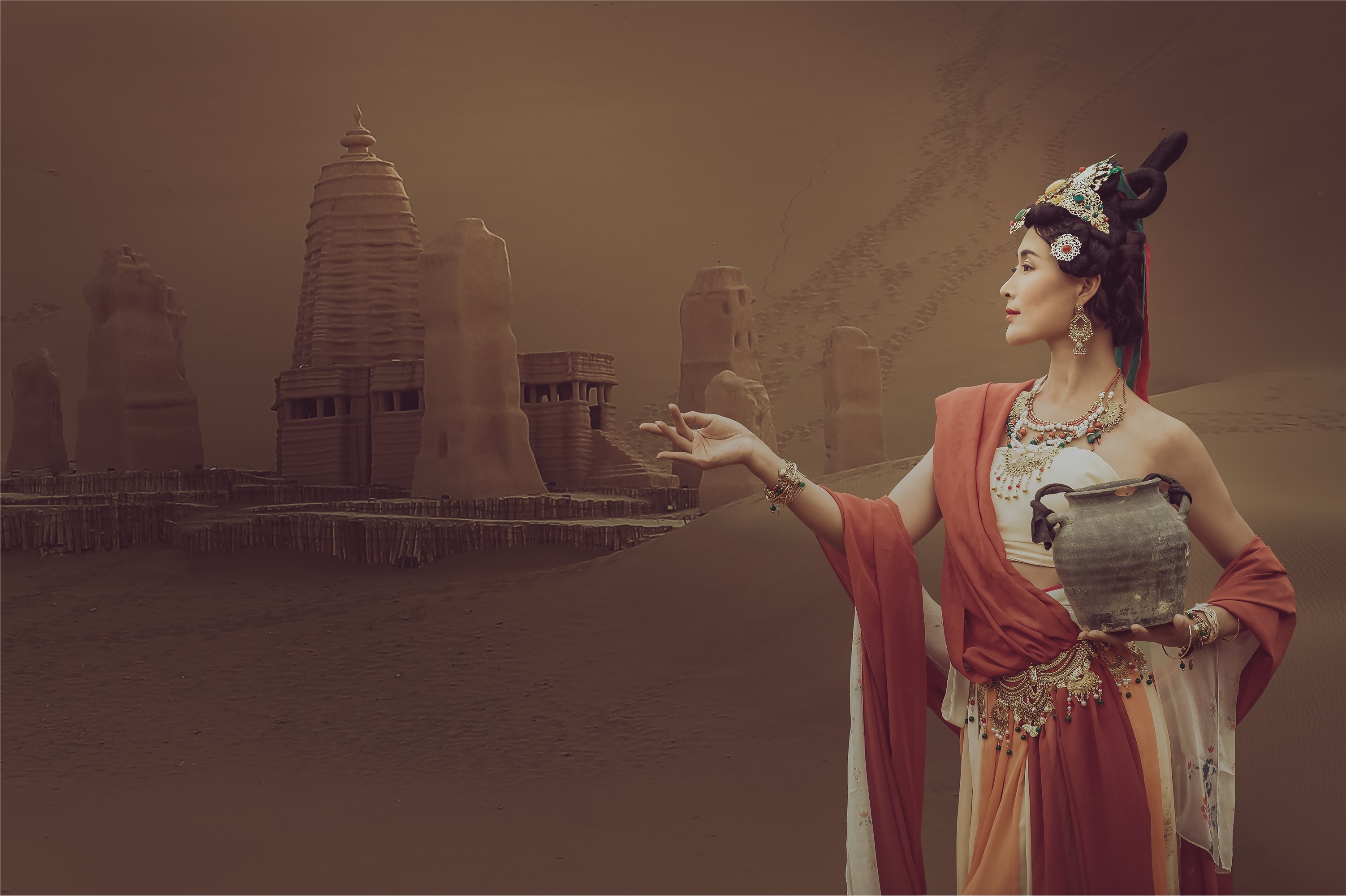 YITUYU艺图语 2021.07.14 大漠胡杨情 婉君